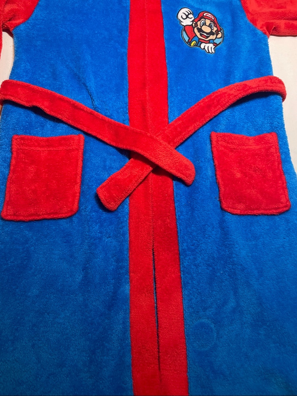 Nintendo Super Mario Hooded Robe - Red & Blue - Picture 9 of 11